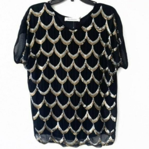 Tbags Los Angeles Tops - 54 Tbags Los Angeles black sequin gold silver blouse top short sleeve